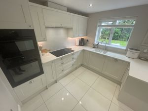 Photo 27- click for photo gallery